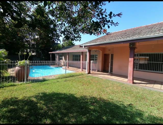 3 BEDROOM FREESTANDING TO LET IN PANORAMA